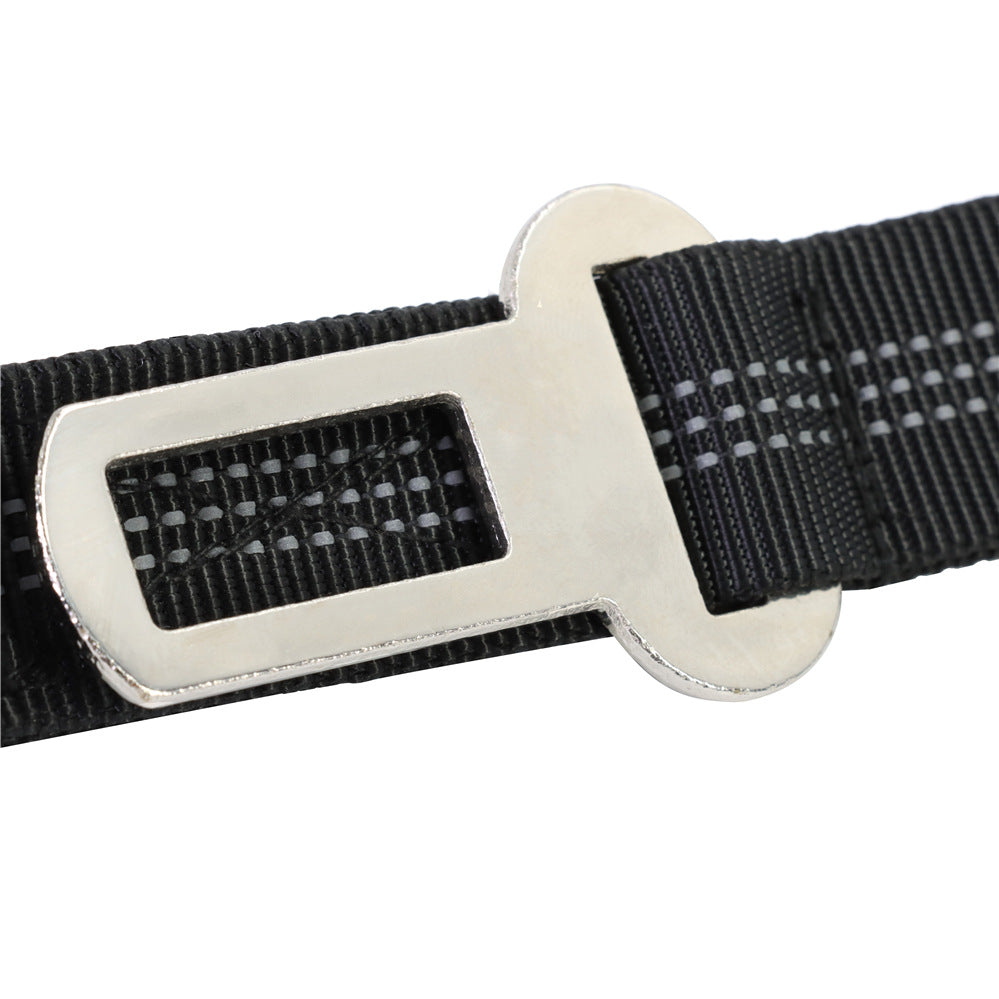 Brighty ShockGuard – Close-up of the metal D-ring connector linking the padded handle to the Zero Shock bungee section, on black reflective nylon strap