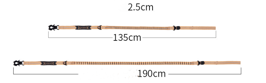 Brighty FrogLock bungee leash dimensions – 2.5 cm wide, 135 cm at rest, 190 cm extended