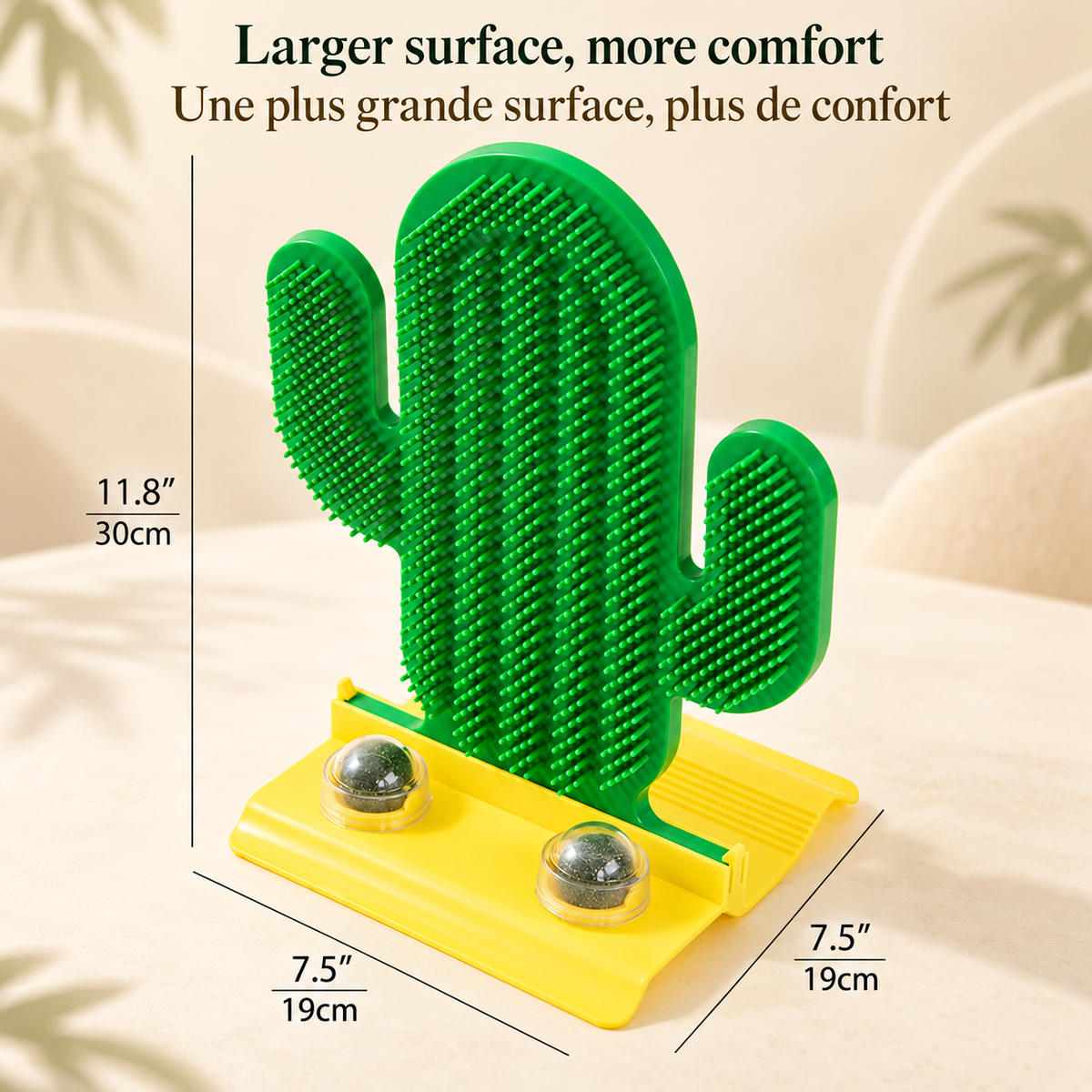 Green Brighty CactusCare with a yellow base and two covered catnip balls, measuring 19 cm wide, 19 cm deep and 30 cm tall.